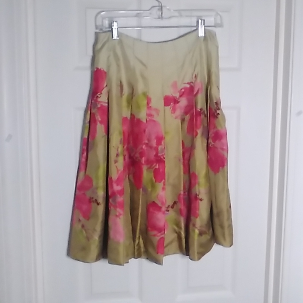 silk pleated full skirt Jones New York Old Money Style Comfort Beauty